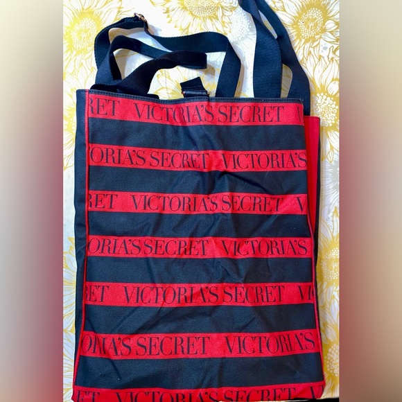 Victoria's Secret Iconic Red and Black Striped Tote - Picture 6 of 16